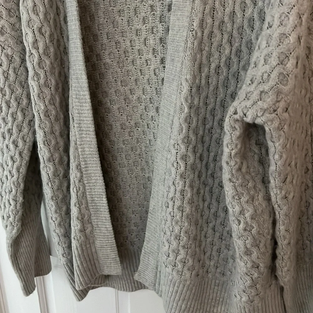 Universal Thread oversized cardigan - Picture 3 of 6